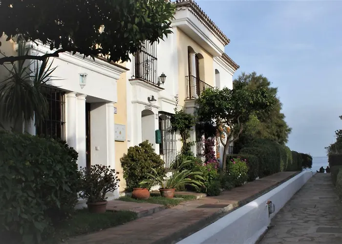 Tatil Evi Adosado Junto Al Mar Estepona
